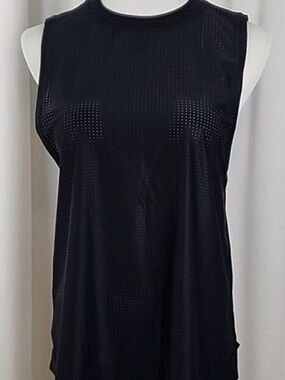 lululemon athletica Black Sleeveless Mesh Workout Tank
